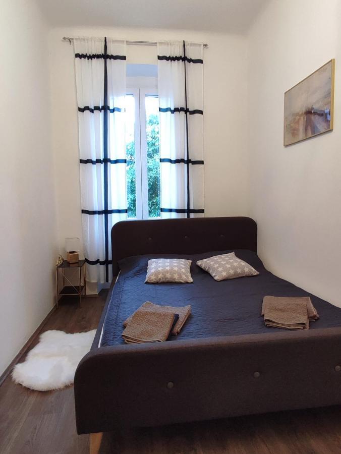 Apartment Tina Пула Екстер'єр фото