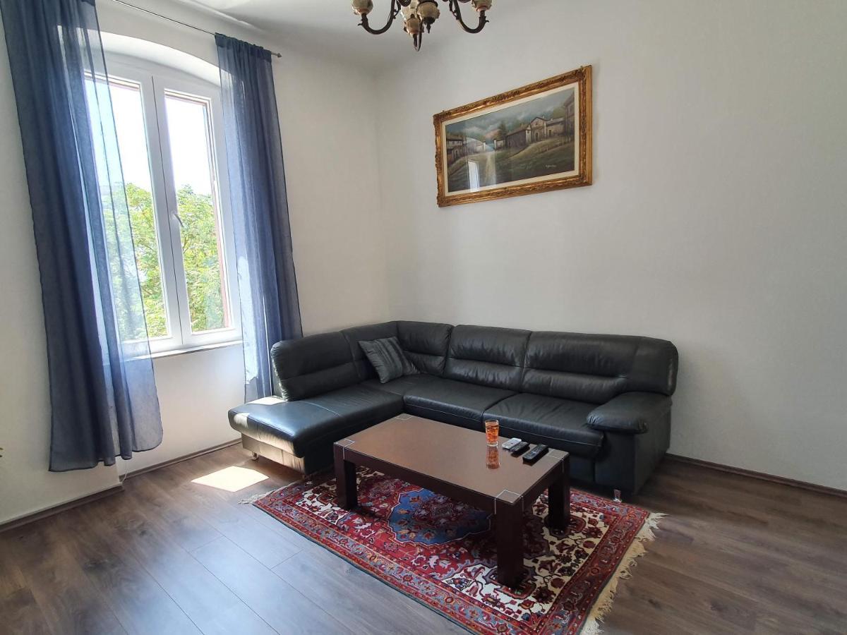Apartment Tina Пула Екстер'єр фото